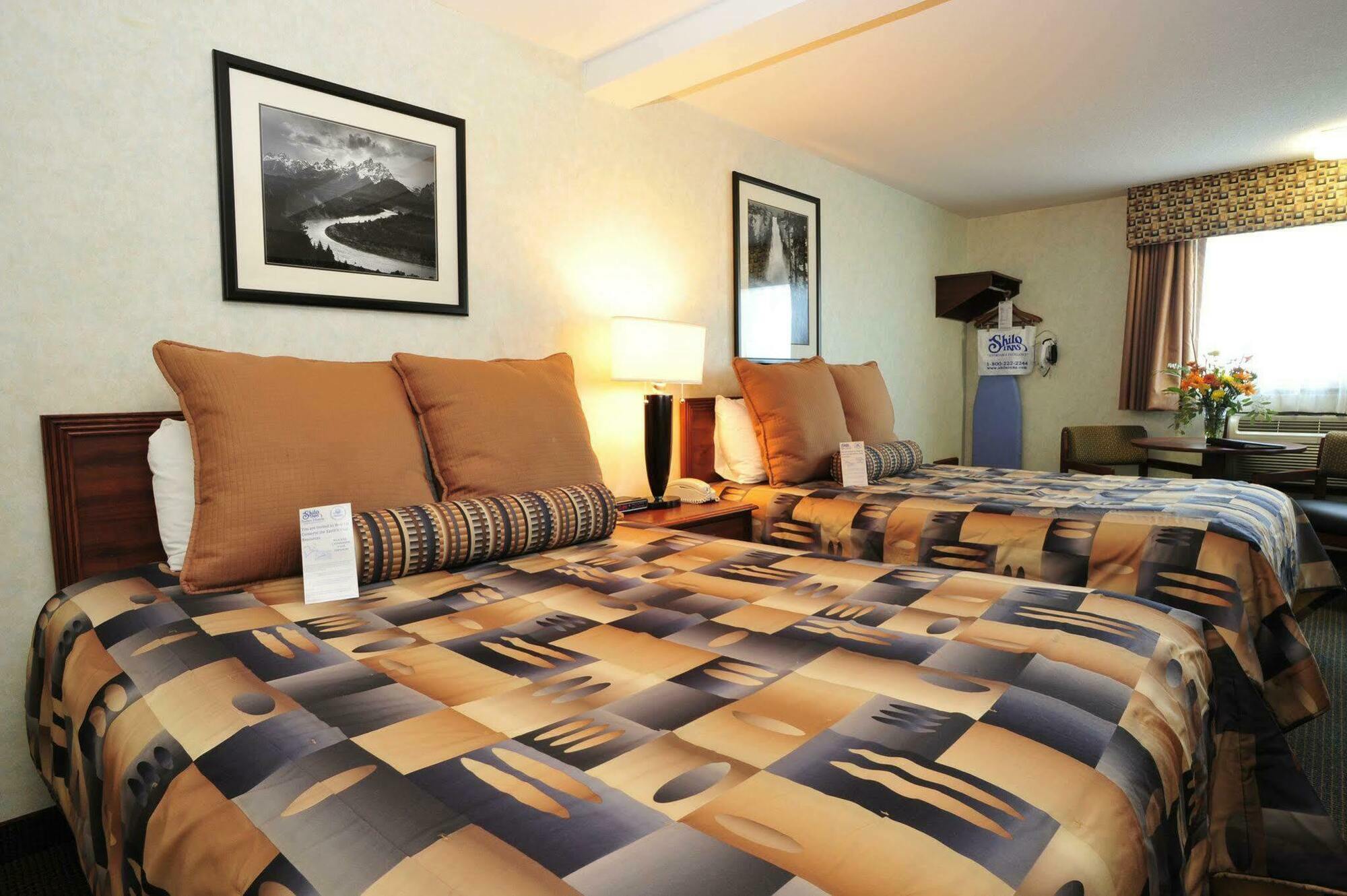 Motel Ramada By Wyndham Medford Airport North Exterior foto