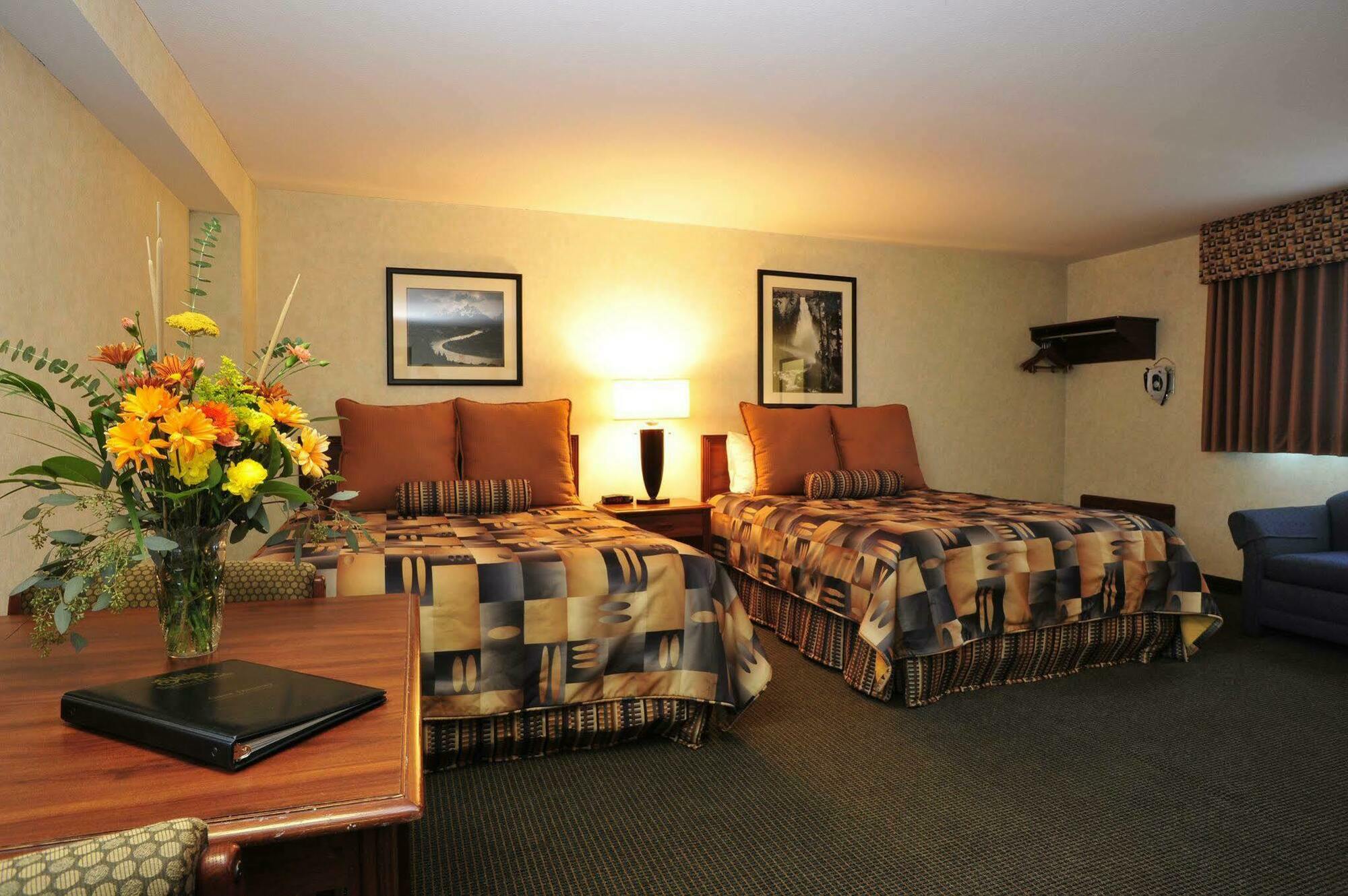 Motel Ramada By Wyndham Medford Airport North Habitación foto